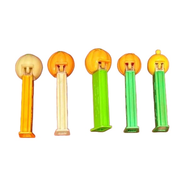 🌍Vintage Pez Jack O’Laterns Set of 5 Pumpkins Includes Die Cut and 2 GITD - Picture 2 of 10
